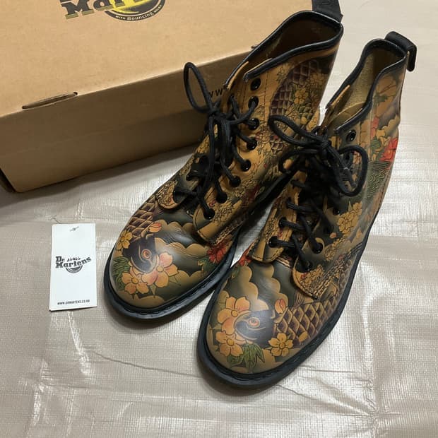 닥터마틴 8홀 이레즈미 260