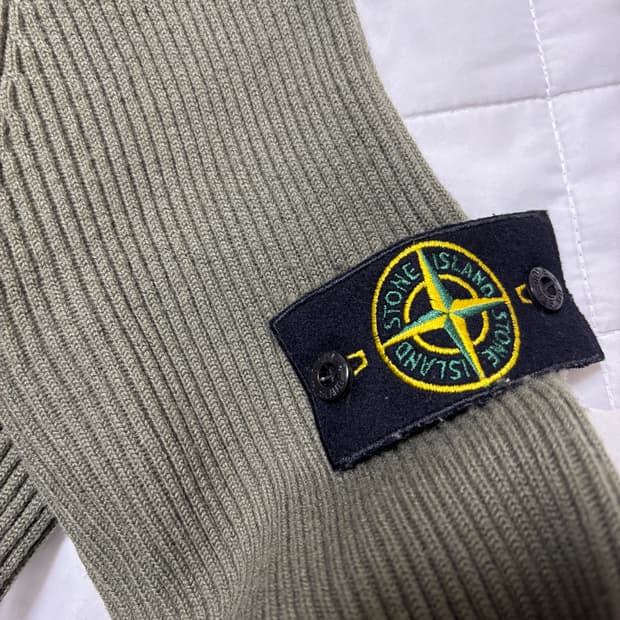 스톤아일랜드 니트