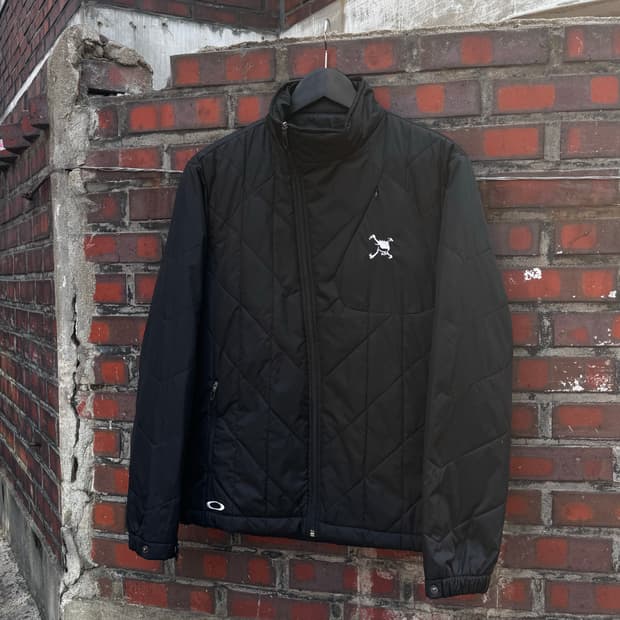 오클리 비대칭 퀼팅 인슐레이션 자켓 