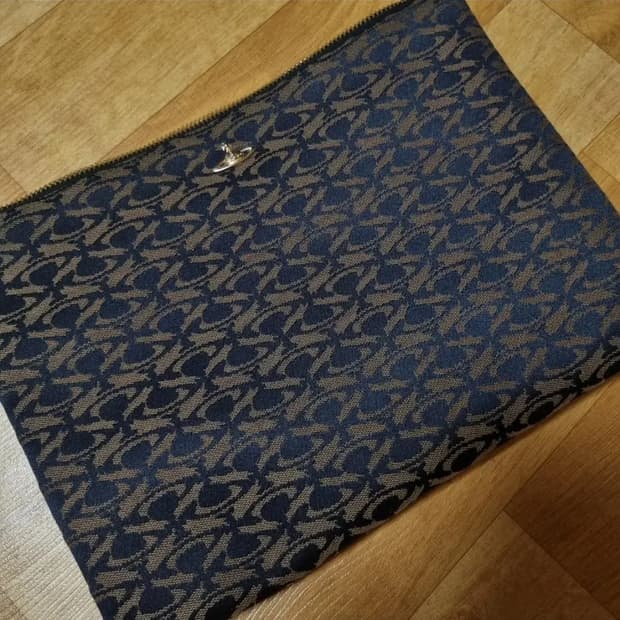 비비안웨스트우드 클러치 가방[정품]