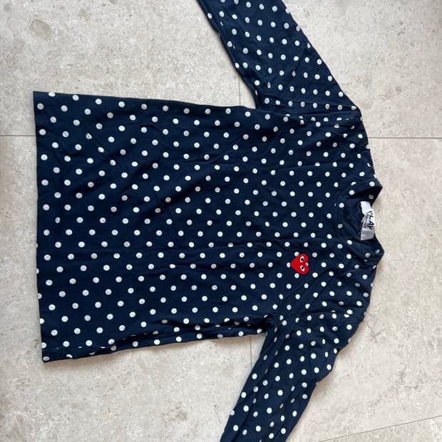 꼼데가르송 긴팔티 m 남녀공용