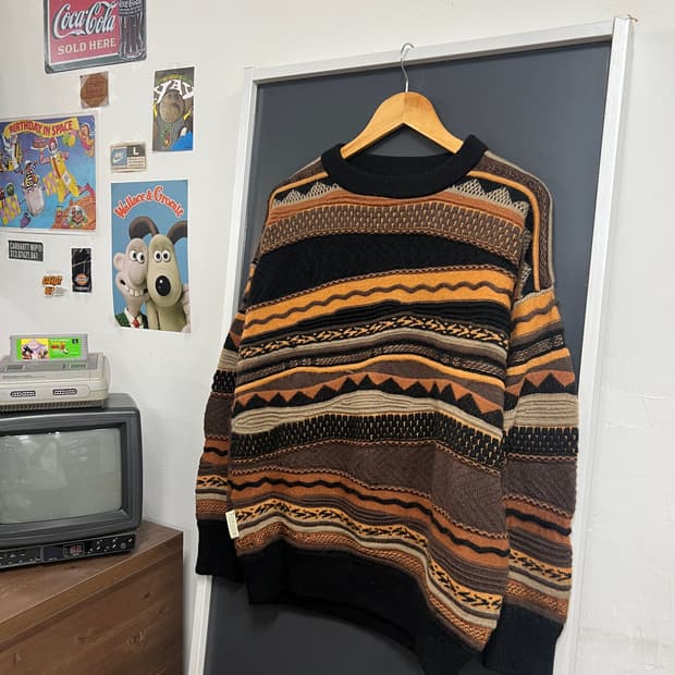 Toorallie Vintage 툴라리 빈티지 케이블 꽈배기 니트