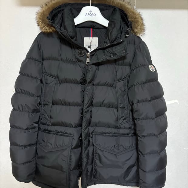 새상품급 몽클레어 클루니 5사이즈