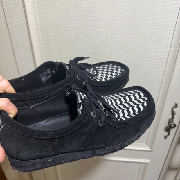 (UK10)클락스 X 슬램잼 왈라비 블랙