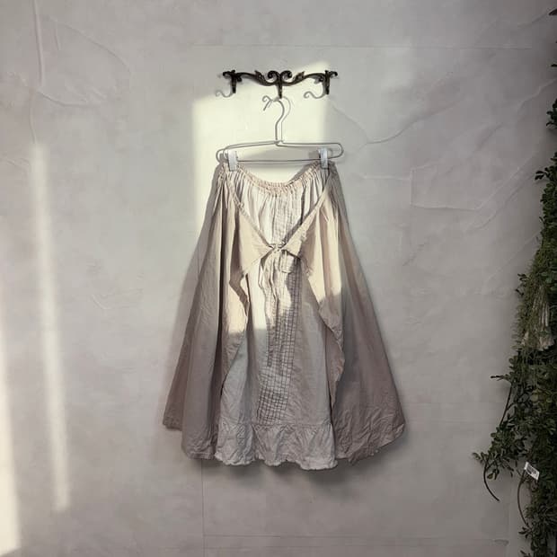 Mute pink wrap shirring banding skirt