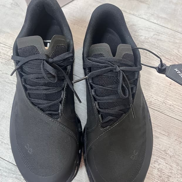 온러닝 파프 클라우드몬스터 260 블랙