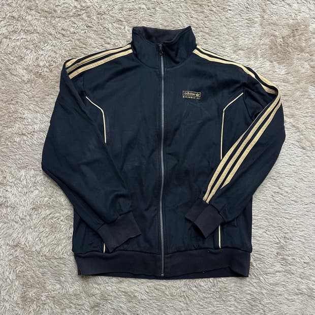 아디다스 x 무하마드알리 한정판 컬렉션 트랙탑