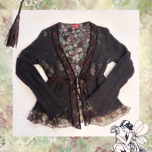 (이체시에눌) 일본 오리엔탈 페어리 브라운 플라워 패턴 프릴 가다건