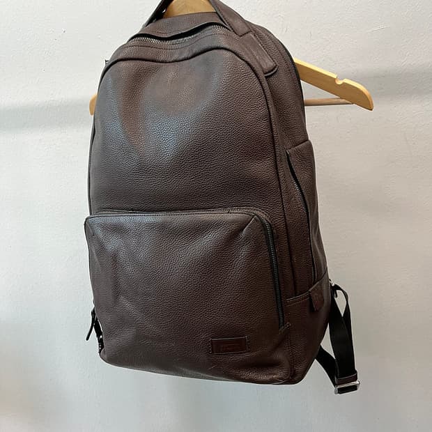 투미 브라운 가죽 백팩 