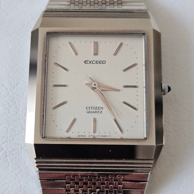 시티즌 익시드 빈티지 쿼츠시계