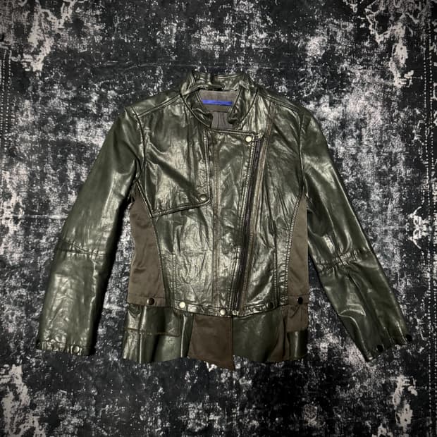 00s Style Dark Green Button Detail Leath