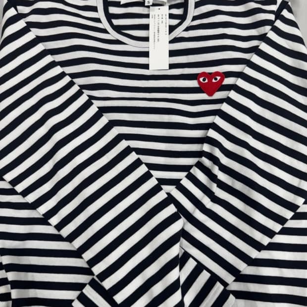 (S)꼼데가르송 스트라이프 롱슬리브 티셔츠