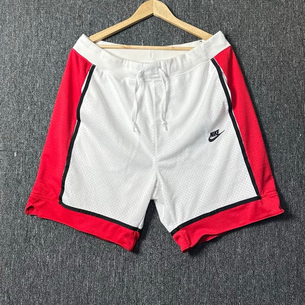 나이키 화이트 레드 배색 농구 반바지 XXL