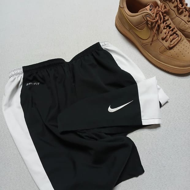 Nike 나이키 드라이핏 쇼츠 운동 반바지 밴딩
