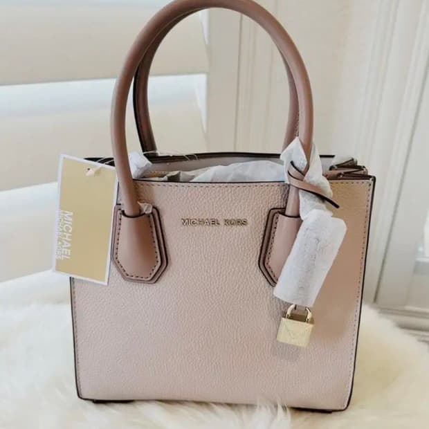 마이클코어스 가방 메신저 크로스백 핸드백핑크베이지 michael kors