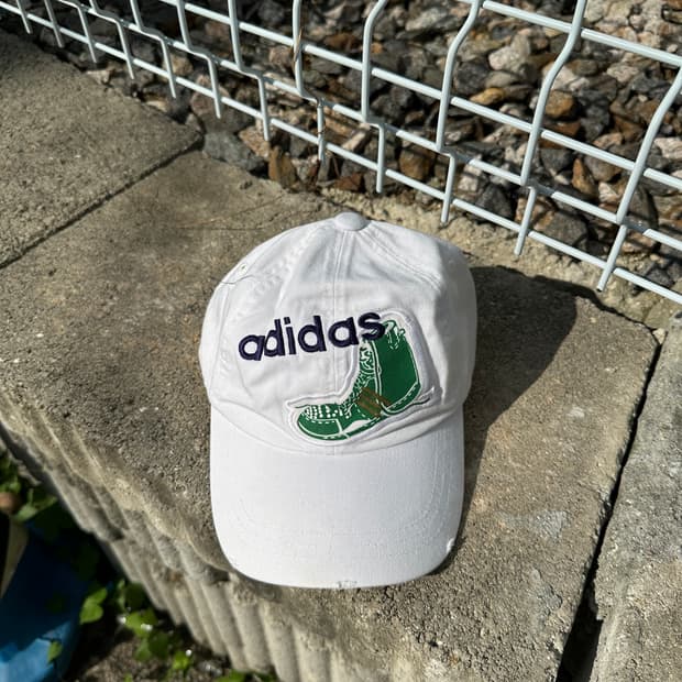 00‘s adidas cap