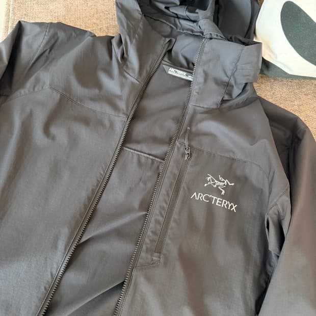 아크테릭스 스쿼미시 블랙 