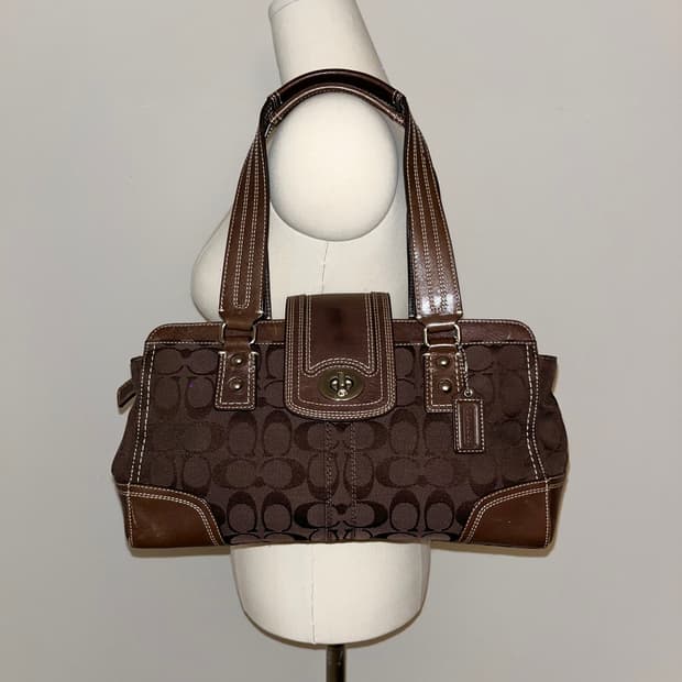 📦 Coach All Brown Shoulder Bag
