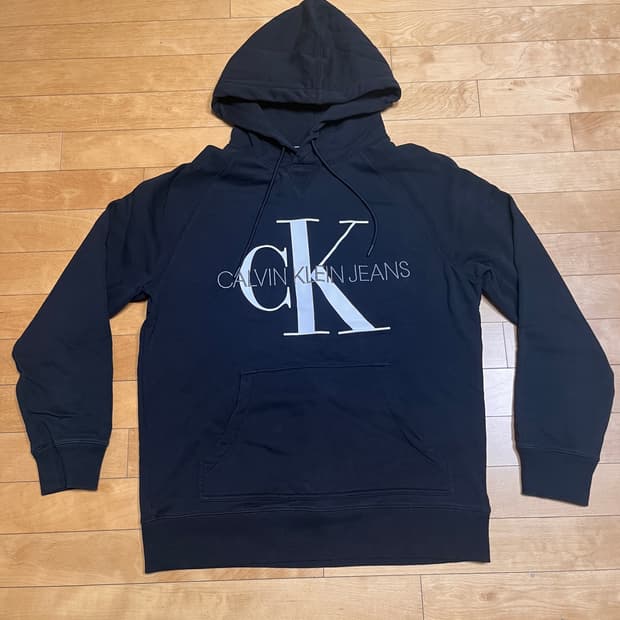 Calvin Klein 빅로고 후드티