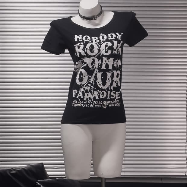 {UNKNOWN} Rock Paradise Graphic Tee