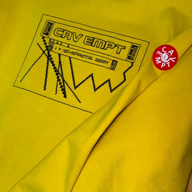 Cav Empt yellow 맨투맨