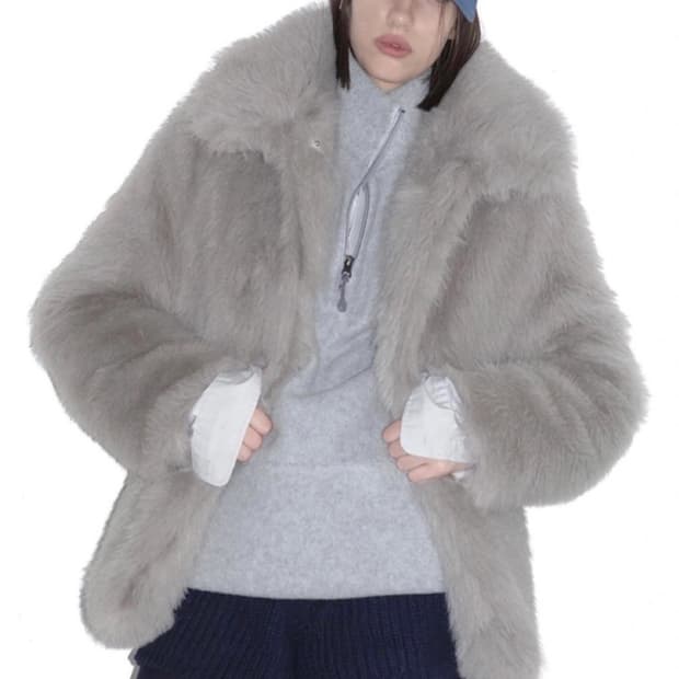 [Hwi] Fog Fur Jacket 휘 퍼자켓 라이트 그레이