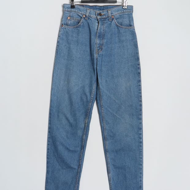 90's Levi's 310 Tapered Denim Pant (26~2