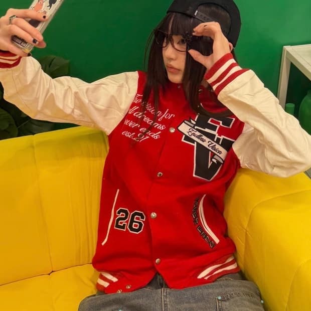 90s 올드스쿨 패치 레드 레더 바시티 jk