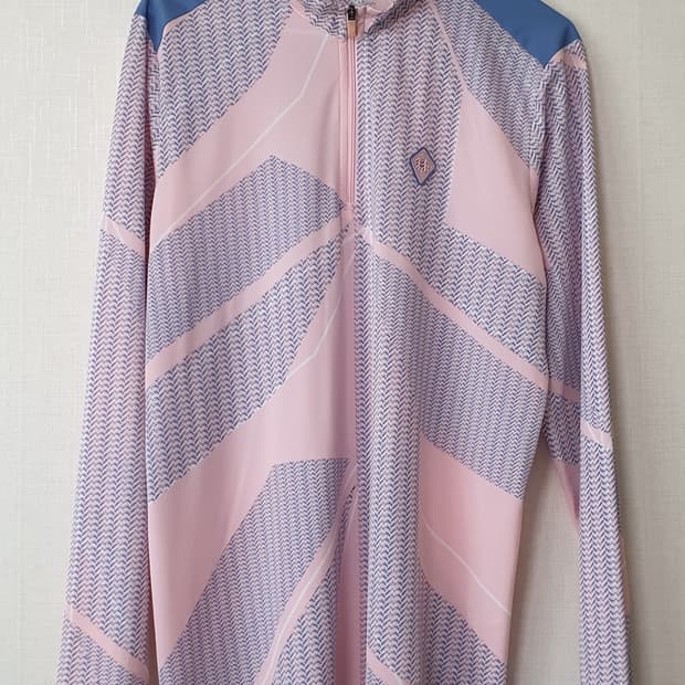 코오롱스포츠 반집업 긴팔티 100사이즈 #