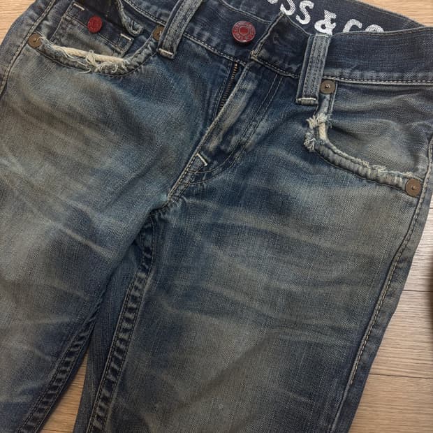 Levi’s 502 denim pants 