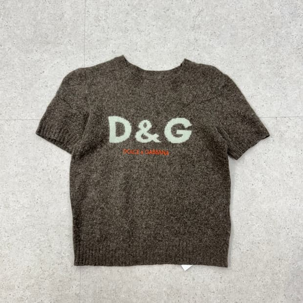 D&G 반팔니트