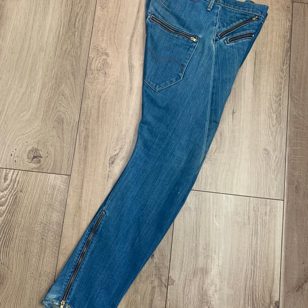 LEVIS RED 01/SS 리바이스 레드 패시브 어그레시브 데님팬츠