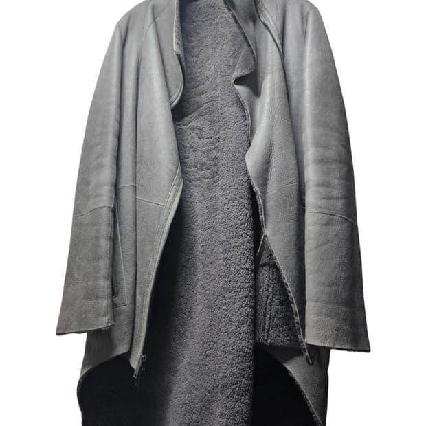 DKNY 그레이 리얼 양가죽 무스탕(하이넥 가능)