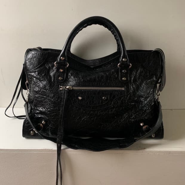 발렌시아가 시티 모터백 미디움 블랙