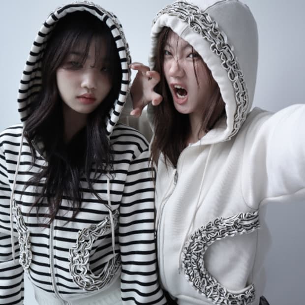 클라따 프릴후드집업 아이보리