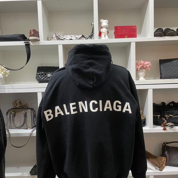 [새상품급,100-105] 발렌시아가 백로고 후드 맨투맨 스웻


