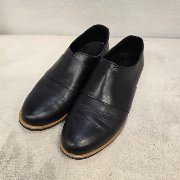 울버린 Wolverine 여성 가죽 단화 블랙 230