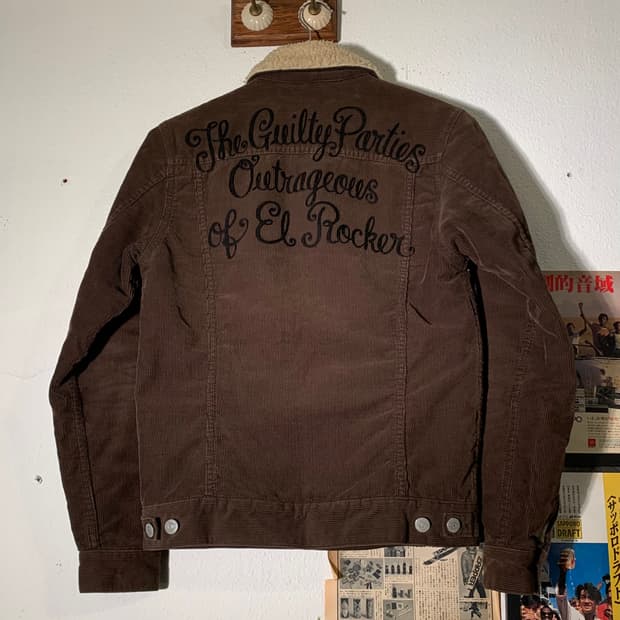 와코마리아 체인스티치 코듀로이 보아 자켓