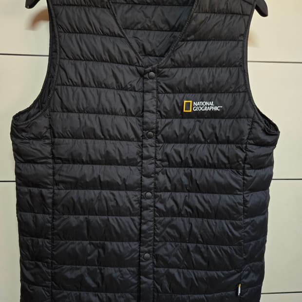 내셔널지오그래픽 다운 경량 패딩 조끼