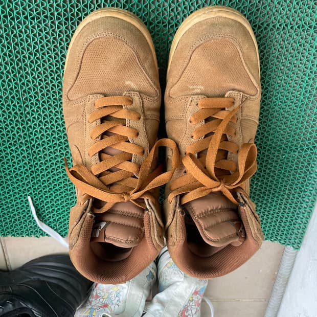 nike dunk high brown suede