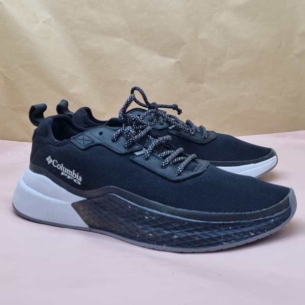 컬럼비아 블랙 운동화 265