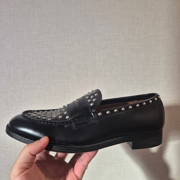 [새상품/260] 준야와타나베 스터드 로퍼