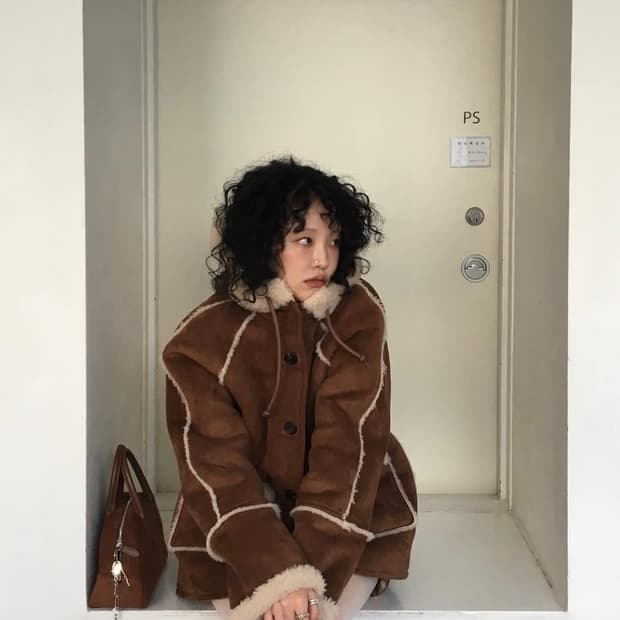 텍스쳐서울/후드양모무스탕