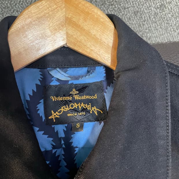 비비안 웨스트우드 블랙라벨 too fast to live