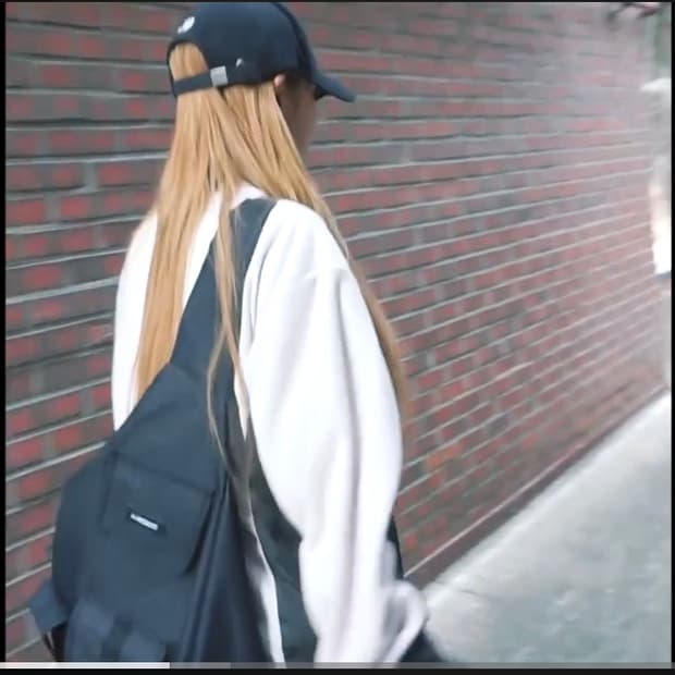 A-WENDE 어웬드 슬링백