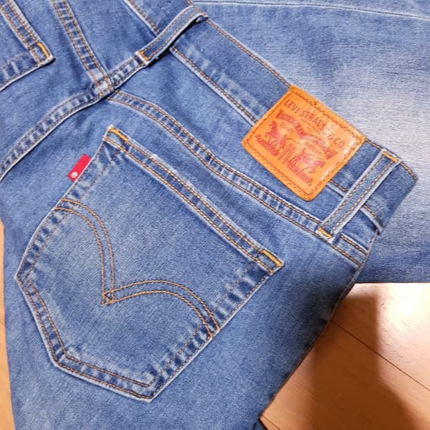 여자 27인치/ 리바이스 / 보이프렌드진/ 슬림스판데님/416-270와 