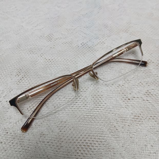빈티지 미우미우 (miumiu)안경테