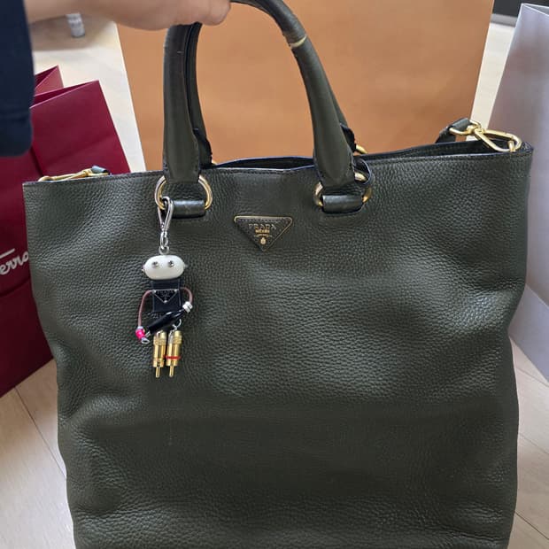 (정품)프라다 가죽 토트백 (미란다커 토드백)