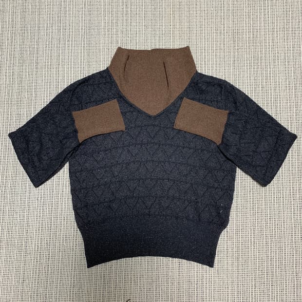 키코 코스타디노브 하이넥 점퍼