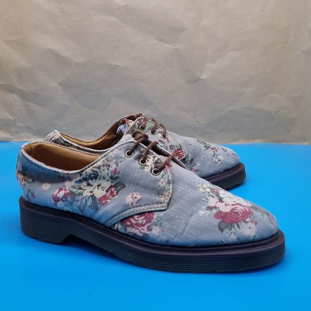 닥터마틴 플라워 로퍼38 240